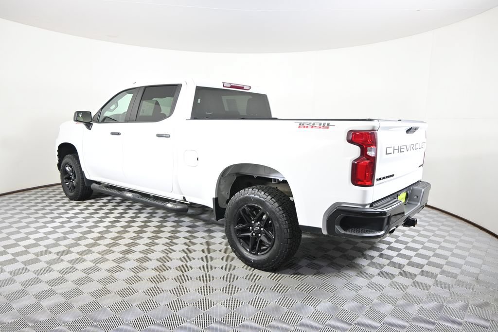 Used 2021 Chevrolet Silverado 1500 Custom Trail Boss w/ Safety Confidence Package AWD/4WD image 4