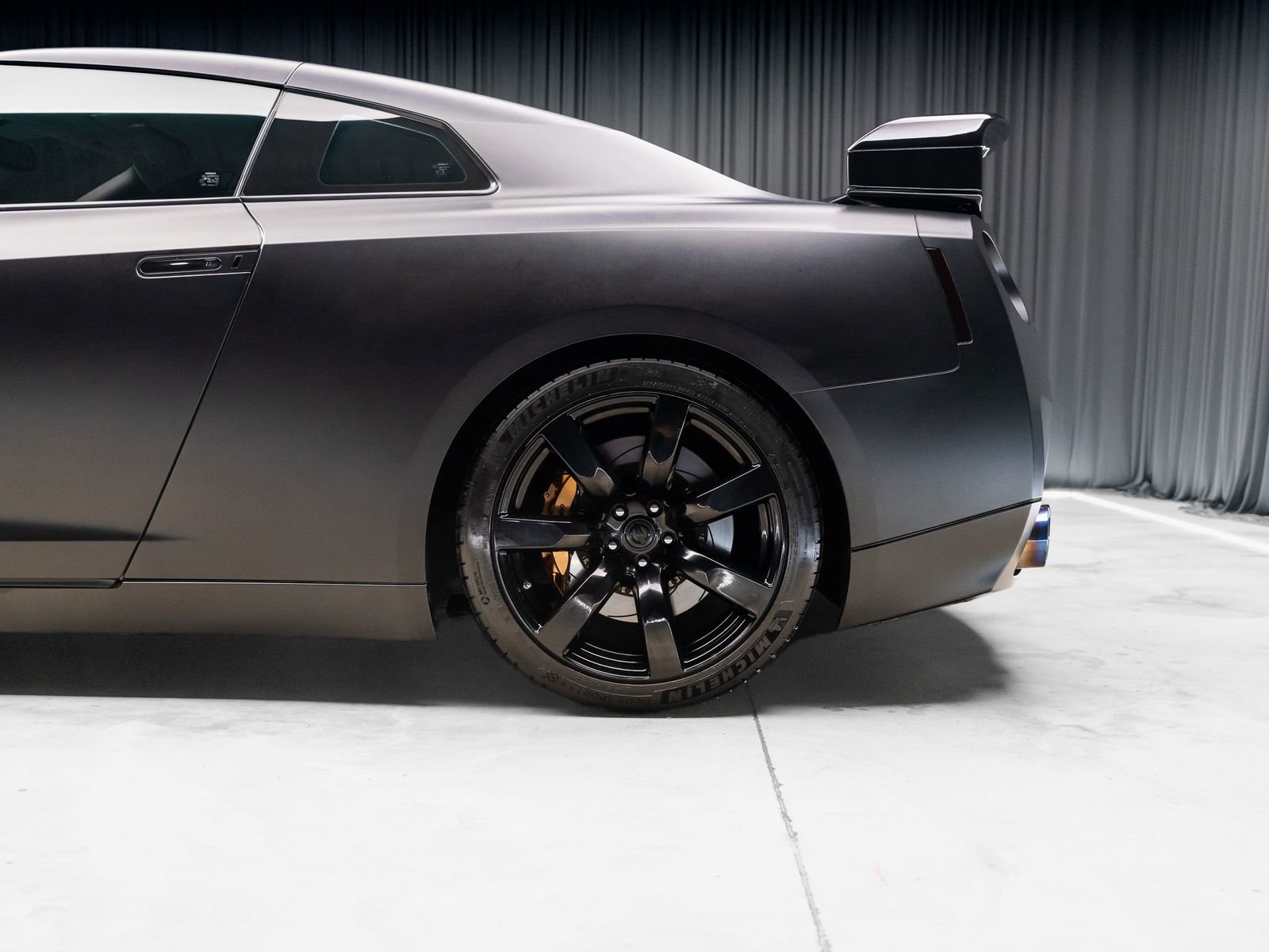 Used 2009 Nissan GT-R Premium AWD/4WD image 41