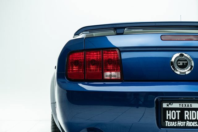 Used 2006 Ford Mustang GT Premium image 17