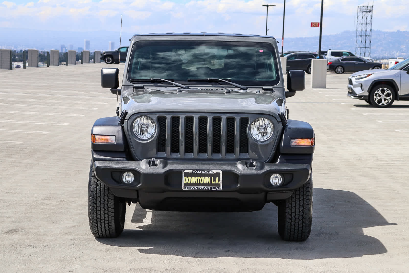 Used 2018 Jeep Wrangler Unlimited Sport S AWD/4WD image 2