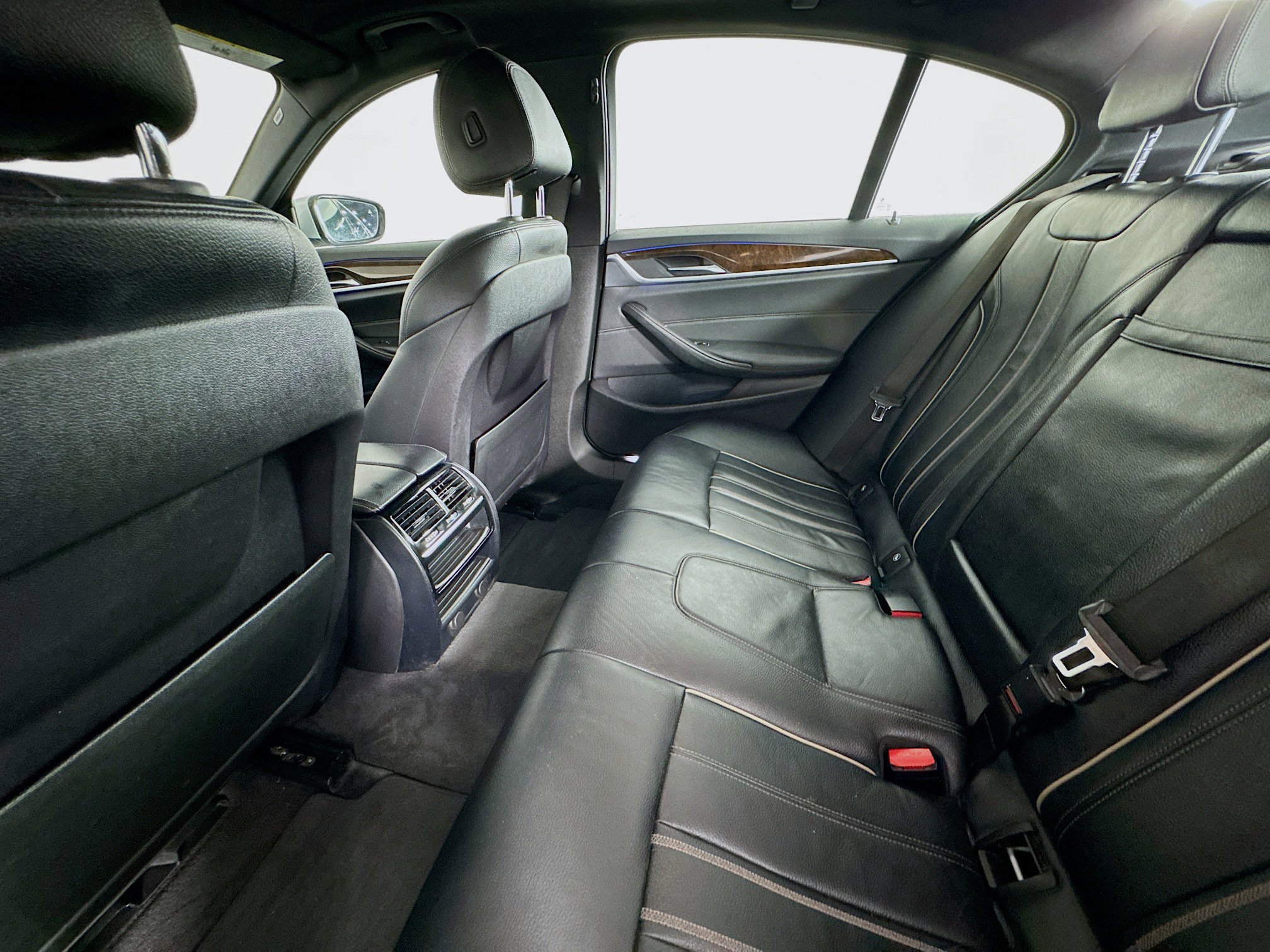 Used 2019 BMW 540i w/ Convenience Package RWD image 24