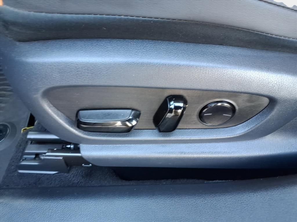 Used 2024 Lexus ES 300h w/ Premium Package image 12