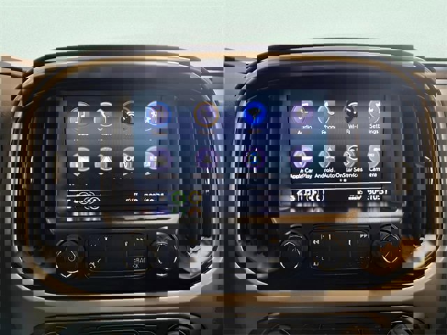 Used 2021 Chevrolet Colorado LT w/ Safety Package image 16