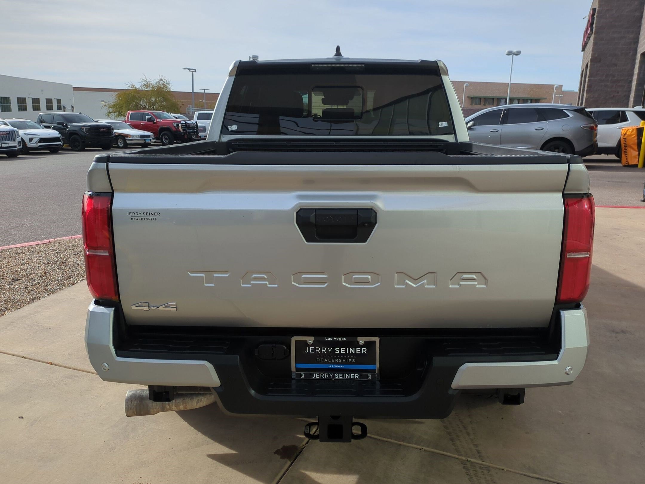 Used 2024 Toyota Tacoma SR5 image 4
