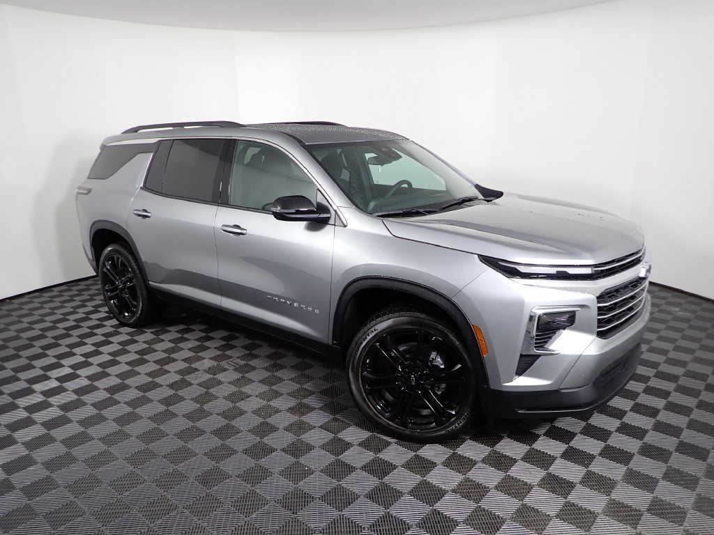 New 2027 Chevrolet Traverse LT w/ LPO, Floor Liner Package AWD/4WD image 8