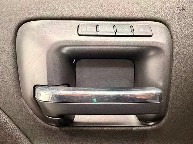 Used 2015 Chevrolet Silverado 2500 LTZ AWD/4WD image 26