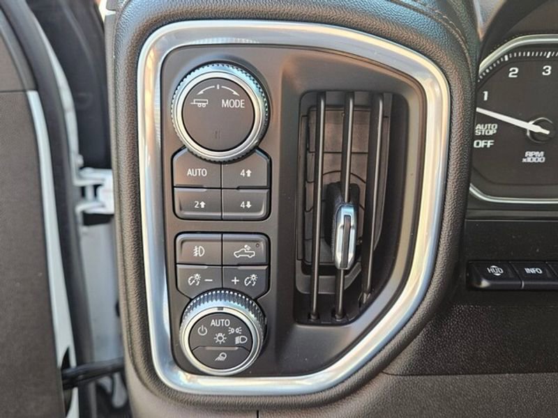 Used 2021 GMC Sierra 1500 AT4 w/ AT4 Premium Package image 30