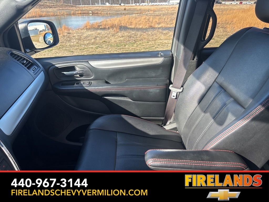 Used 2019 Dodge Grand Caravan GT image 15