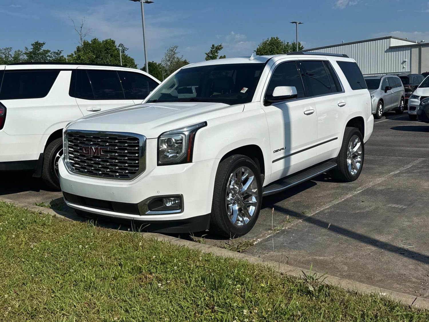 Used 2018 GMC Yukon Denali w/ Open Road Package AWD/4WD image 7