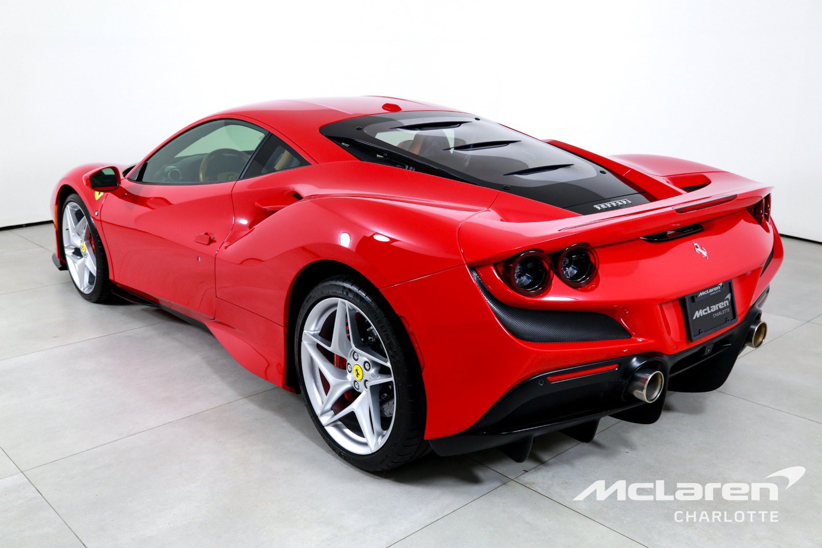 Used 2020 Ferrari F8 Tributo RWD image 6