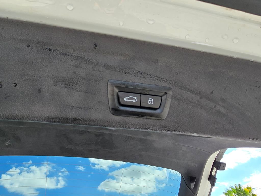 Used 2026 BMW X6 xDrive40i image 43