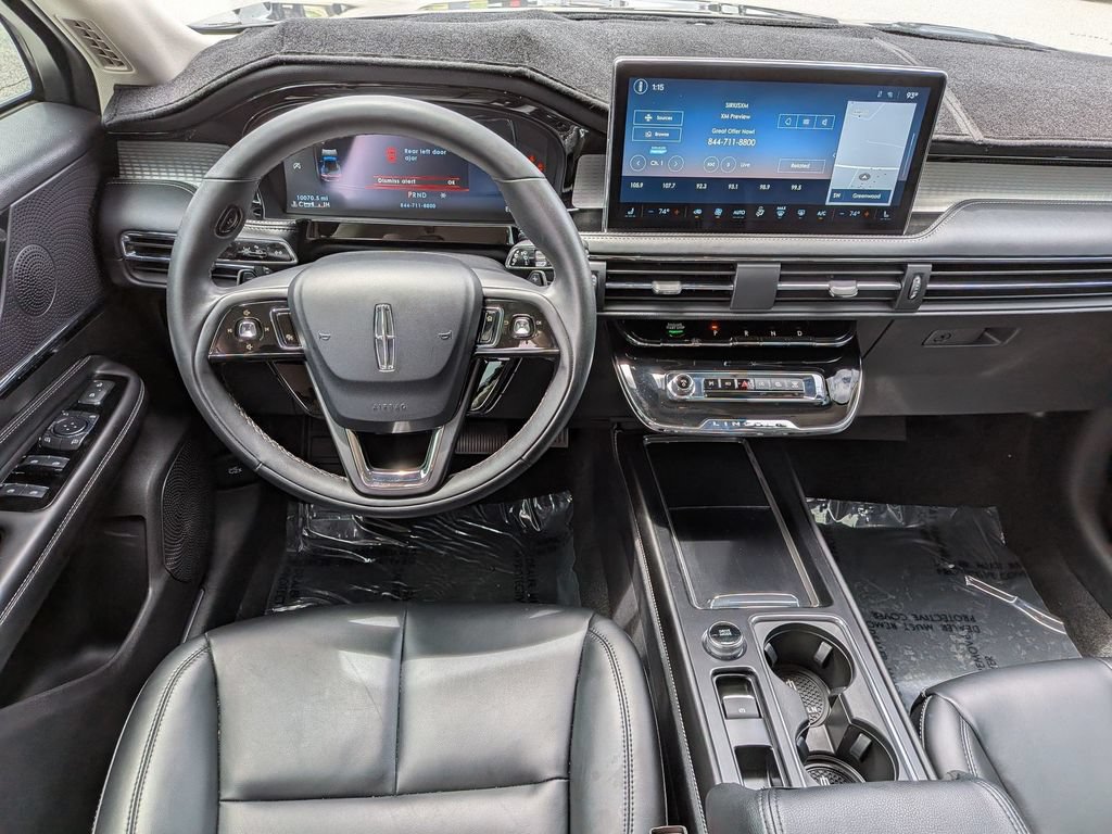 Used 2023 Lincoln Corsair AWD w/ Towing Package image 18