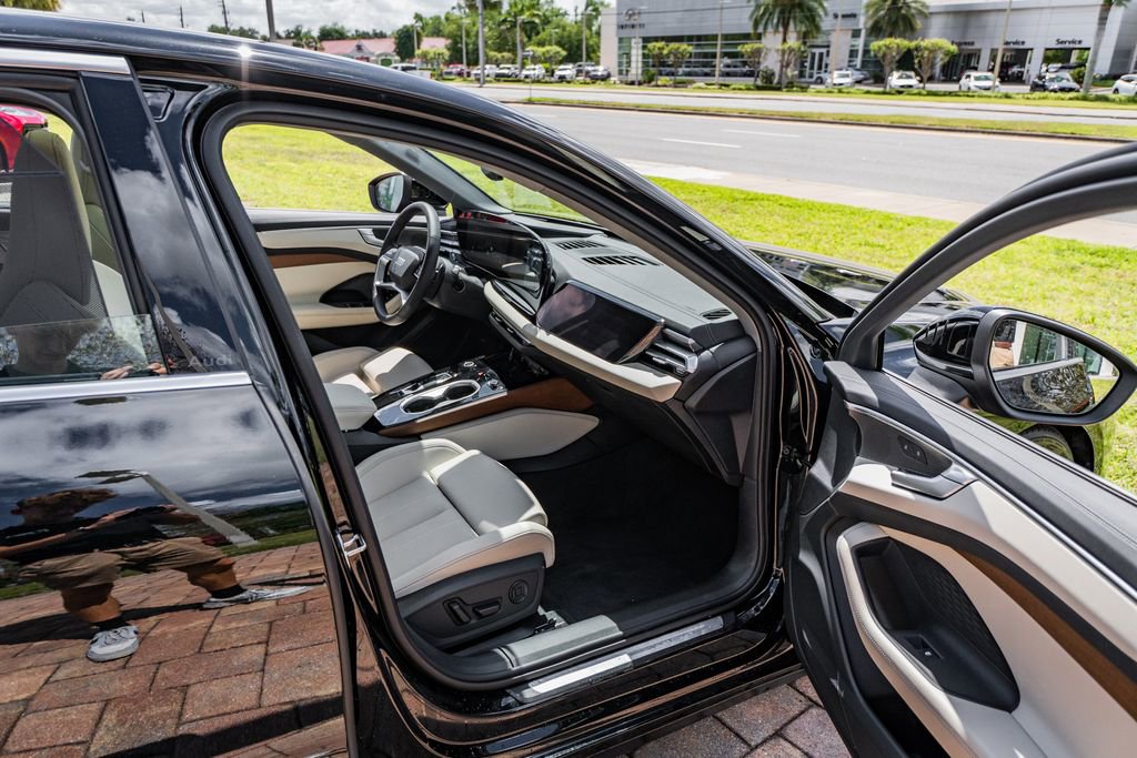 Used 2026 Audi A6 Prestige w/ Prestige Package image 33