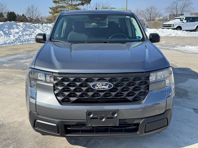 Certified 2025 Ford Maverick XL w/ Equipment Group 102A image 2