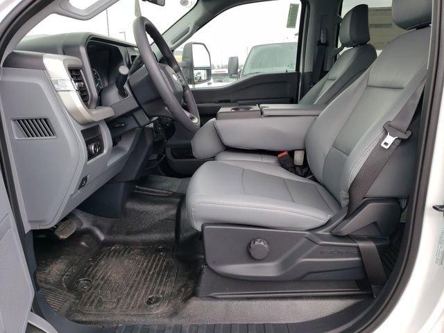 New 2026 Ford F350 XL w/ XL Chrome Package AWD/4WD image 14