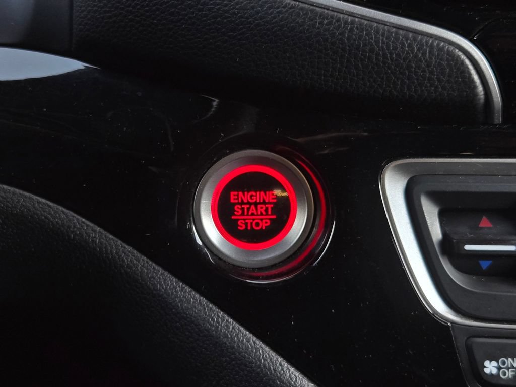 Used 2025 Honda Ridgeline Black Edition image 25