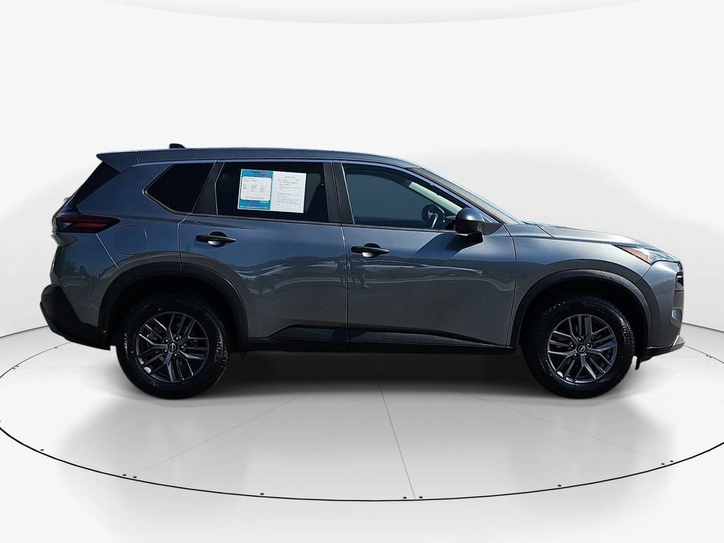 Used 2023 Nissan Rogue S FWD image 5