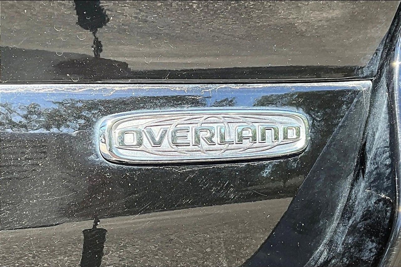 Used 2021 Jeep Grand Cherokee L Overland w/ Luxury Tech Group IV image 21