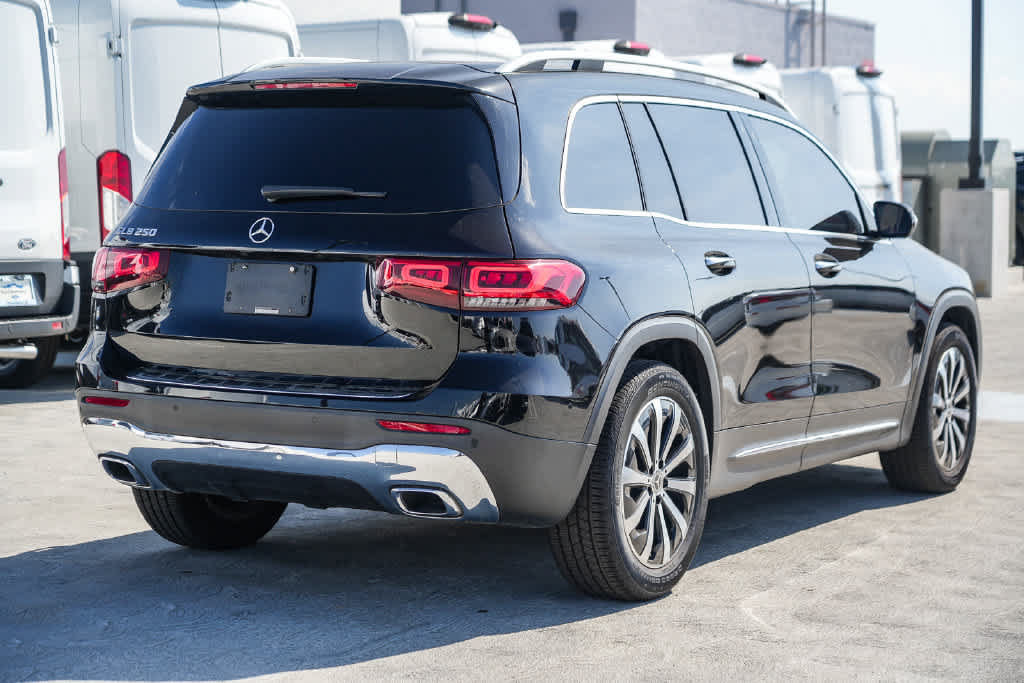 Used 2022 Mercedes-Benz GLB 250 image 6