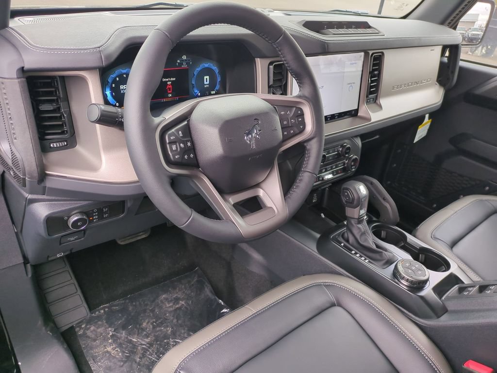 New 2026 Ford Bronco Outer Banks w/ Sasquatch Package AWD/4WD image 10
