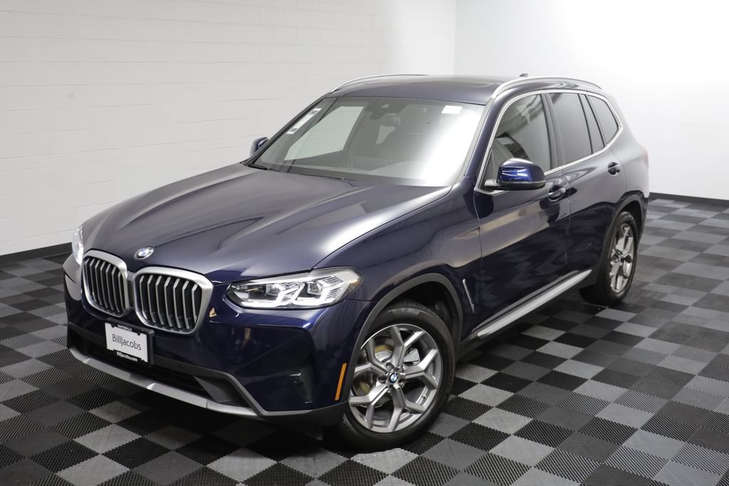 Used 2022 BMW X3 xDrive30i w/ Premium Package 2 AWD/4WD image 2