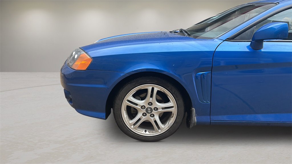 Used 2004 Hyundai Tiburon GT image 9