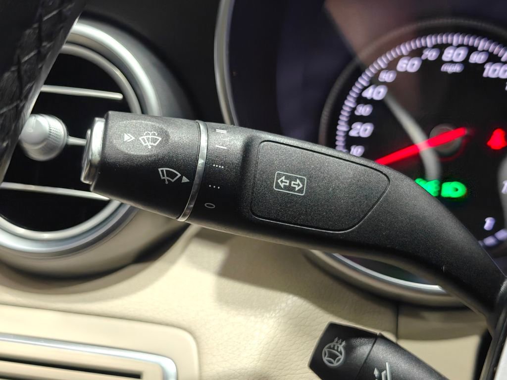 Used 2016 Mercedes-Benz C 300 4MATIC Sedan image 45