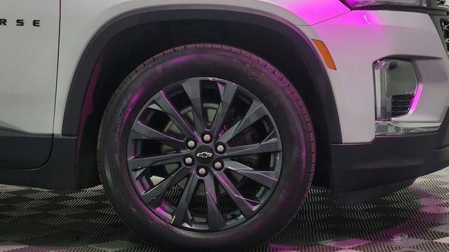 Used 2022 Chevrolet Traverse RS image 23