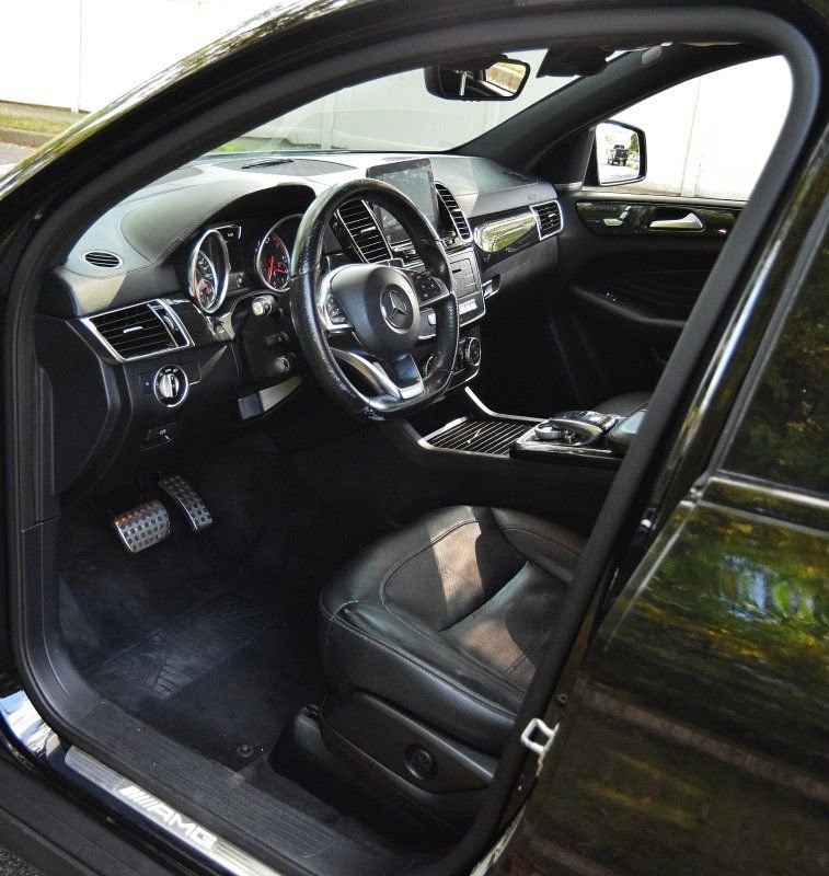 Used 2018 Mercedes-Benz GLE 43 AMG 4MATIC Coupe w/ Premium 3 Package image 20