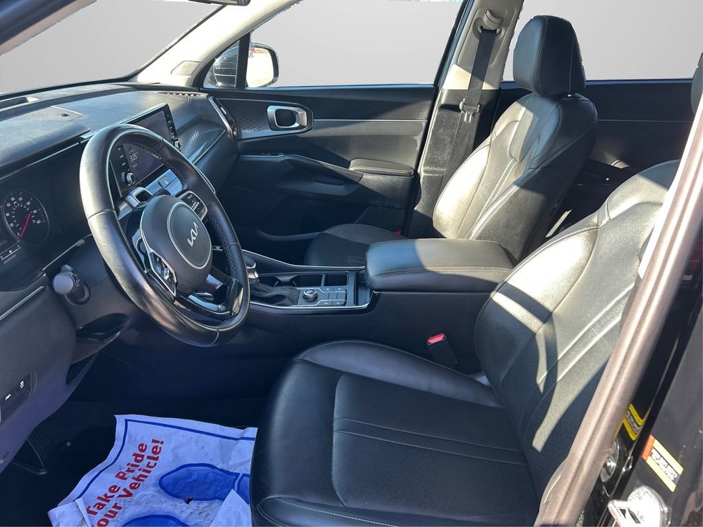 Used 2022 Kia Sorento S w/ Panoramic Sunroof Package image 9