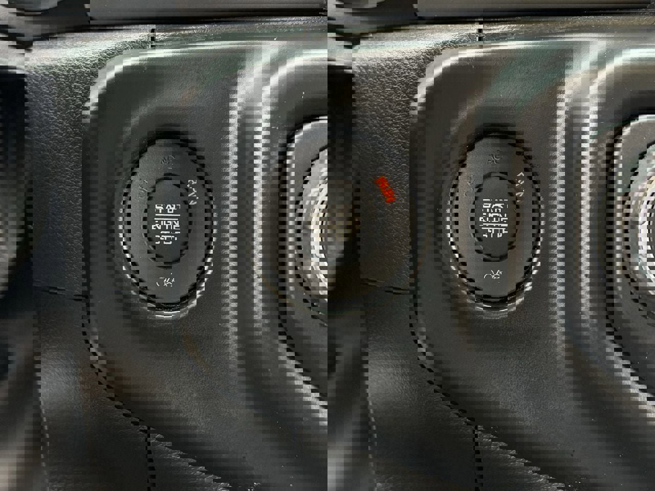 Used 2022 Jeep Wrangler Willys image 20