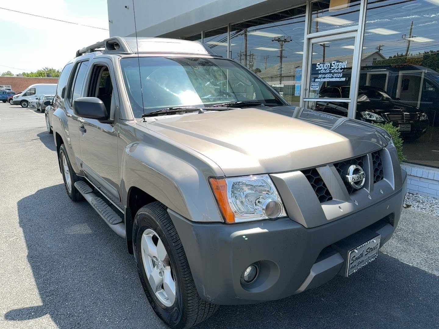 Used 2005 Nissan Xterra SE AWD/4WD image 2