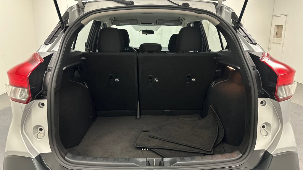 Certified 2019 Nissan Kicks S FWD image 12