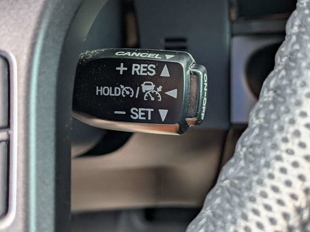 Used 2018 Toyota Tacoma TRD Off-Road AWD/4WD image 27