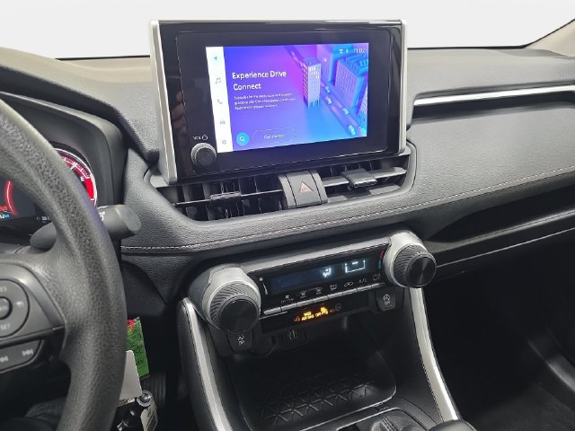 Certified 2025 Toyota RAV4 LE AWD/4WD image 17