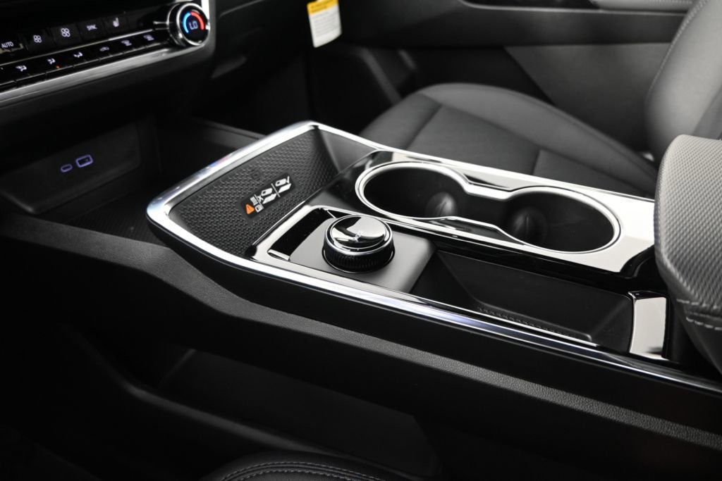 New 2026 Chevrolet Equinox LT w/ Convenience Package II image 30