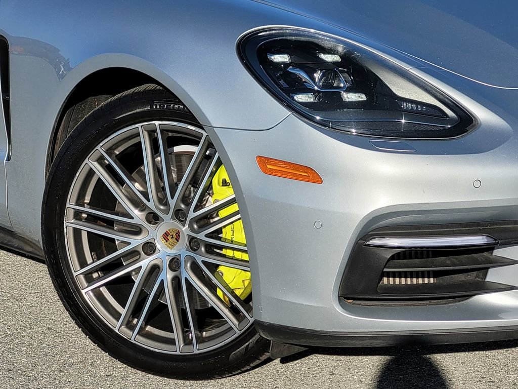 Used 2018 Porsche Panamera 4 w/ Premium Package Plus image 9