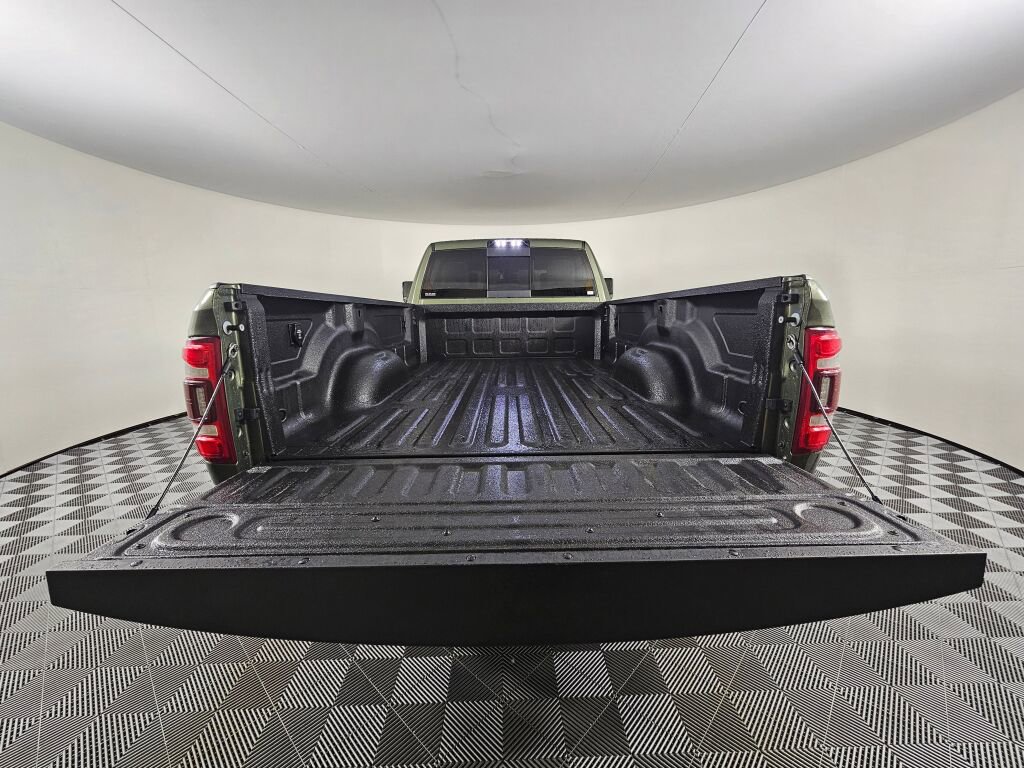 Used 2021 RAM 3500 Laramie image 15