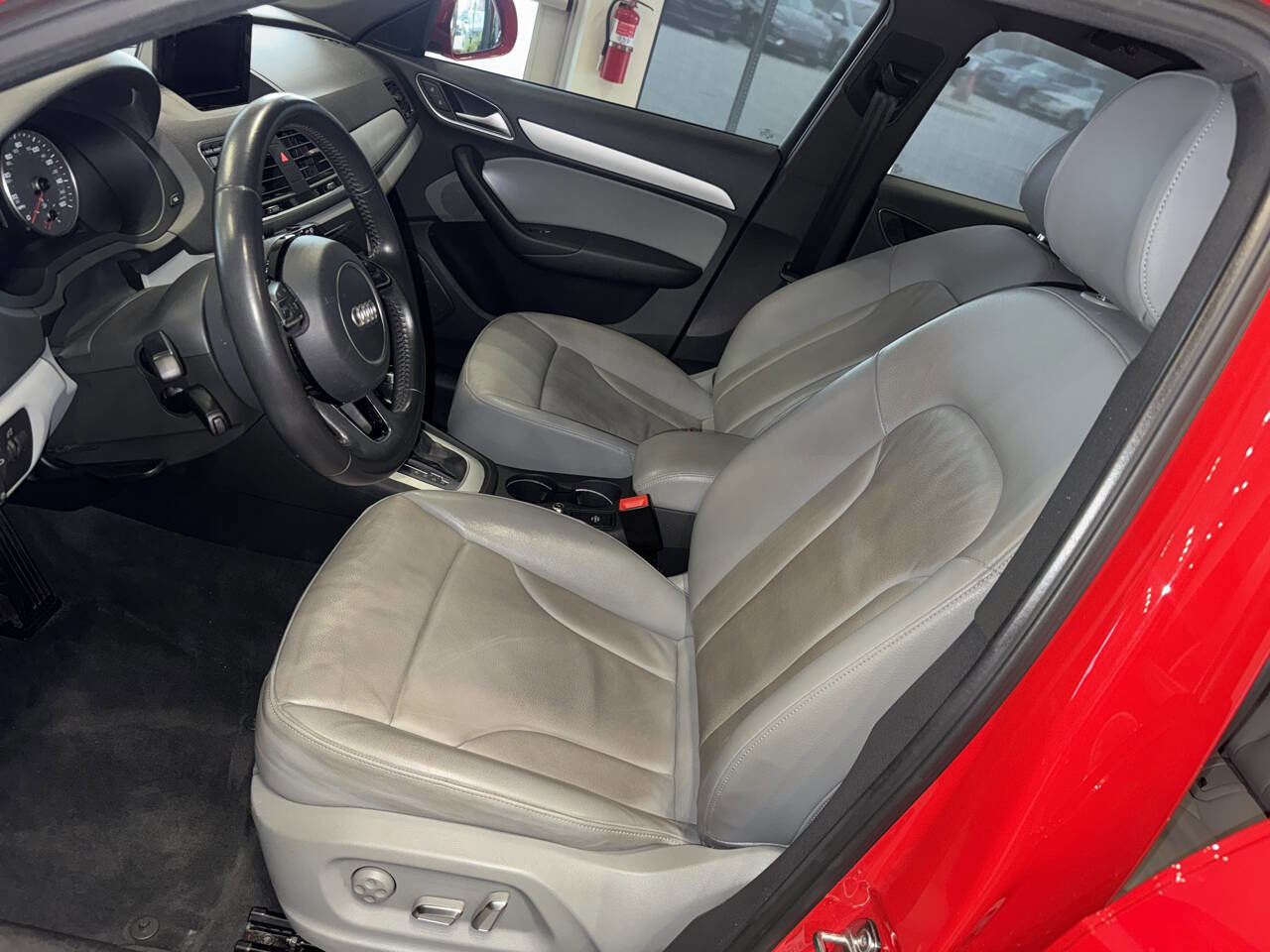 Used 2018 Audi Q3 2.0T Premium image 24