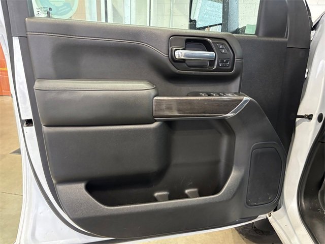 Used 2022 Chevrolet Silverado 2500 LTZ w/ LTZ Convenience Package image 15