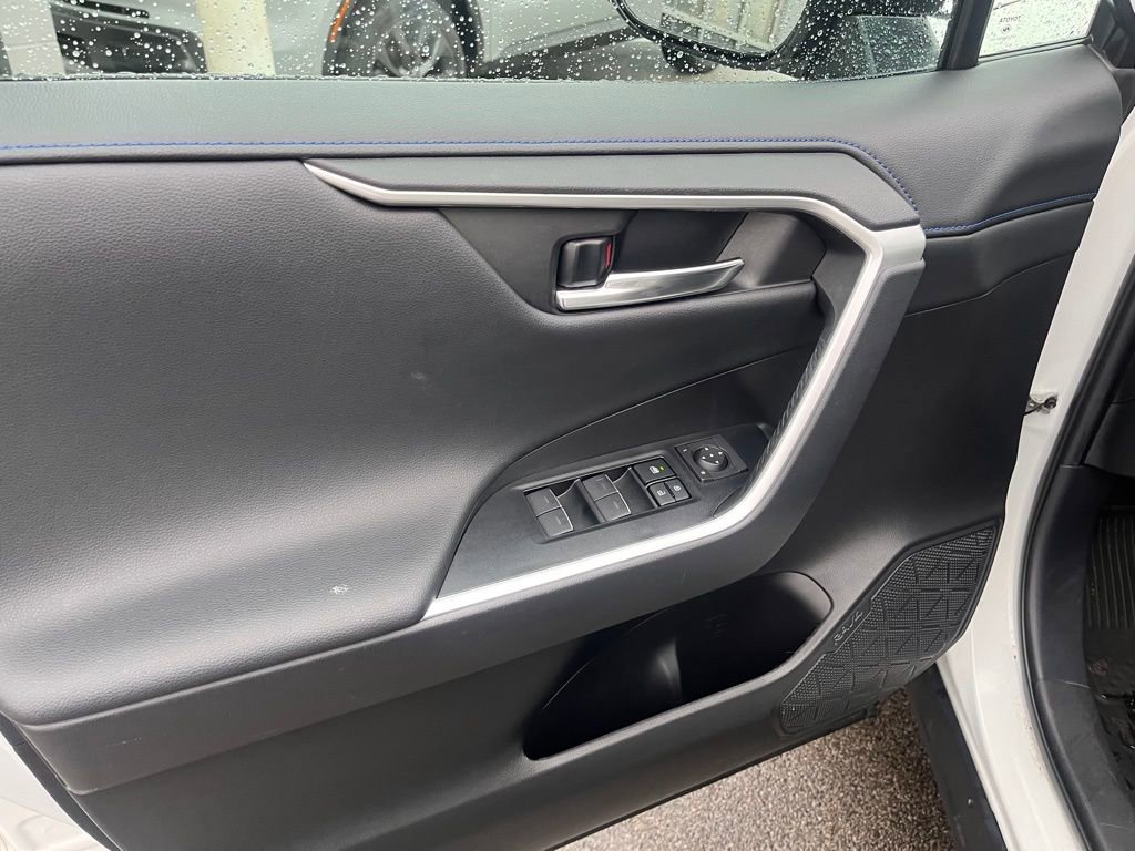 Used 2022 Toyota RAV4 XSE w/ XSE Grade Weather Package image 10