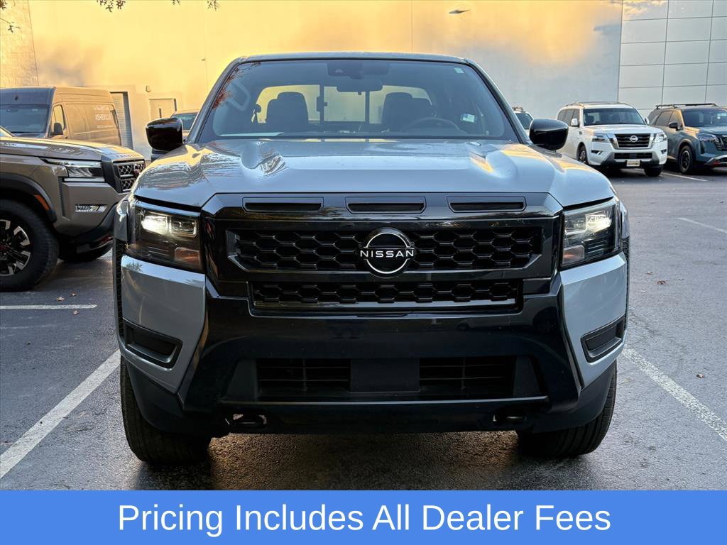Used 2026 Nissan Frontier SV w/ All-Weather Content Package AWD/4WD image 3