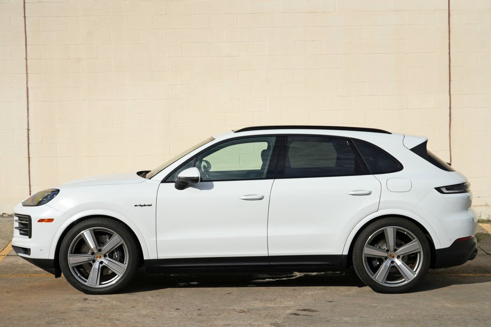 Used 2024 Porsche Cayenne AWD/4WD image 51