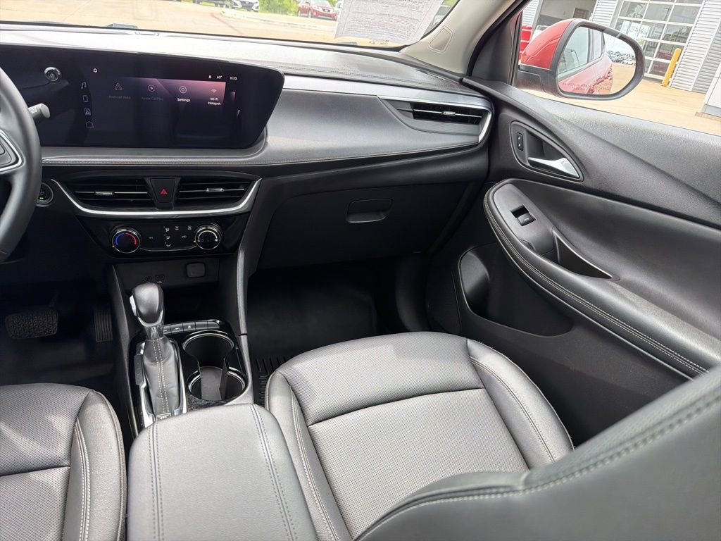 Used 2024 Buick Encore GX Sport Touring AWD/4WD image 19