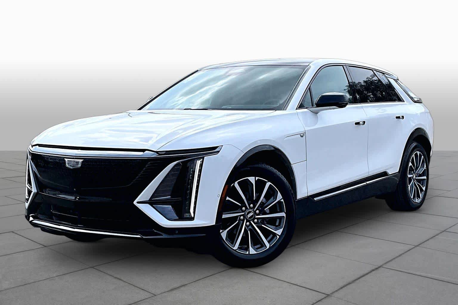 Used 2024 Cadillac Lyriq Sport w/ LPO, Floor Liner Package AWD/4WD image 36