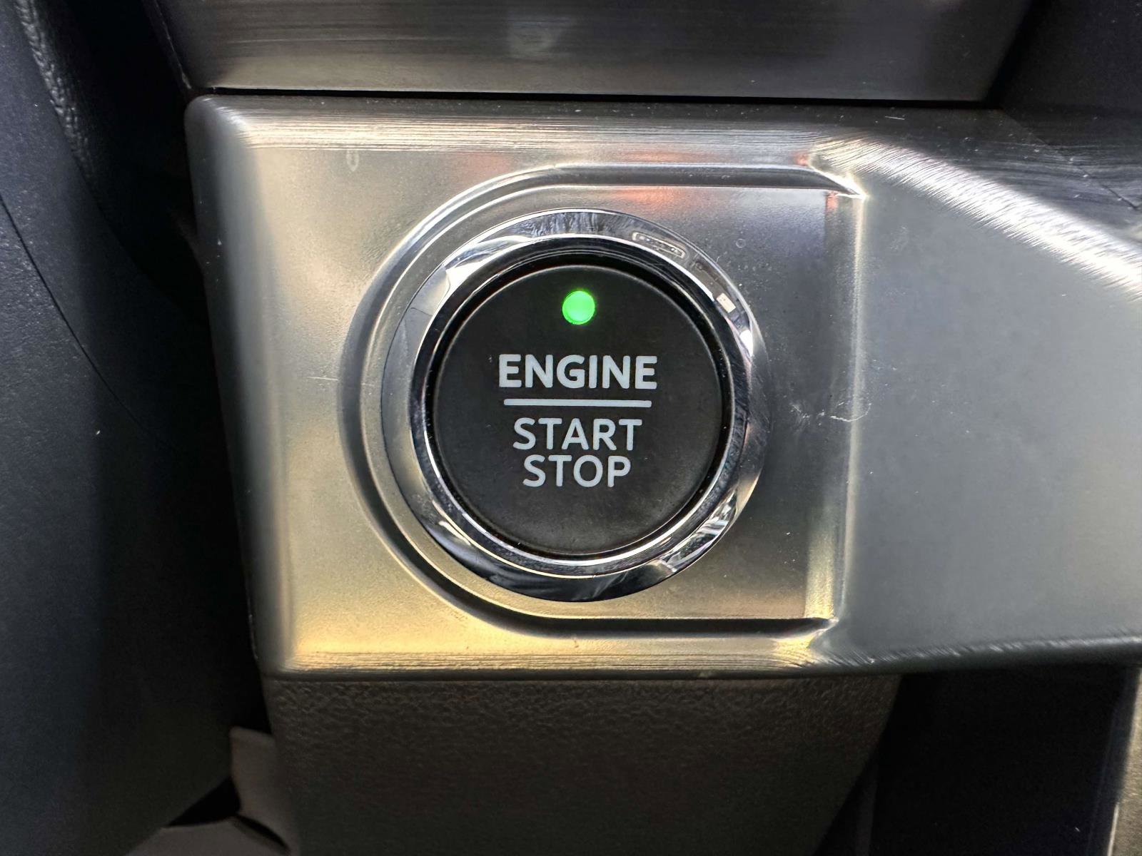 Used 2022 Ford F150 Lariat w/ Equipment Group 502A High image 23