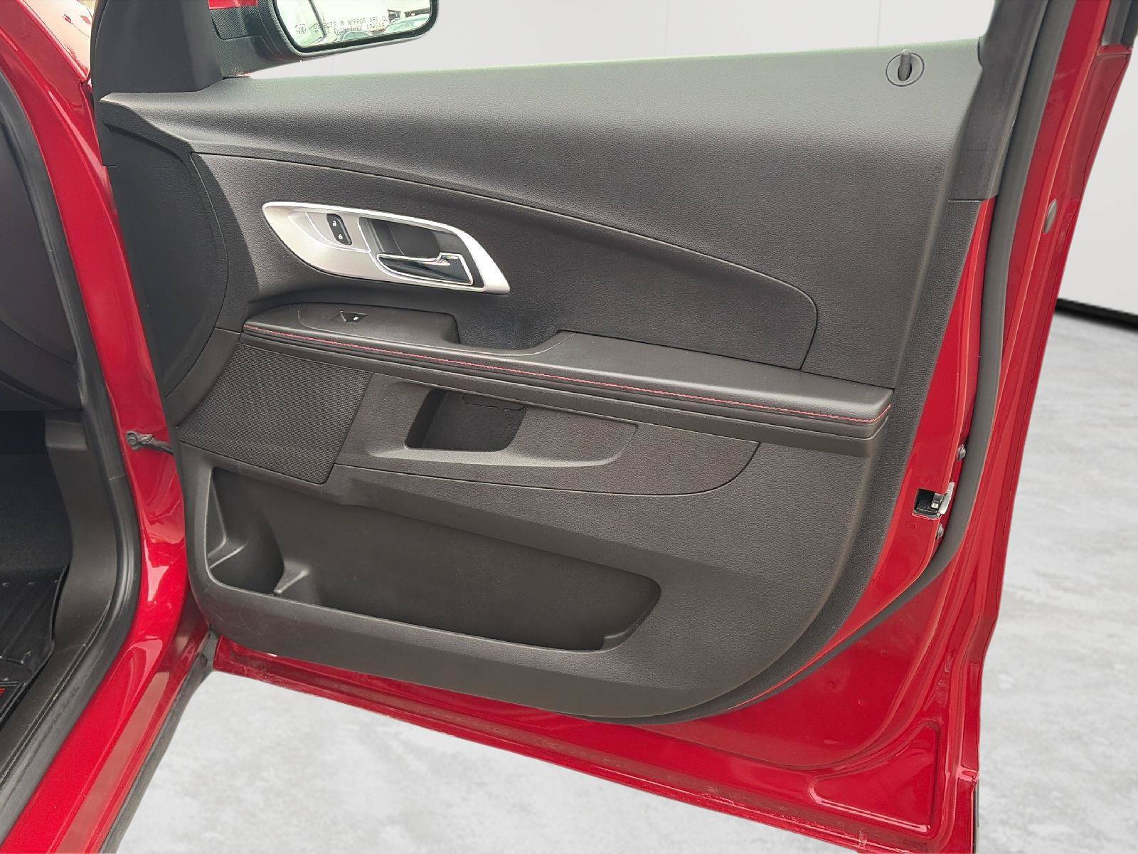 Used 2015 Chevrolet Equinox LT w/ Driver Convenience Package FWD image 19