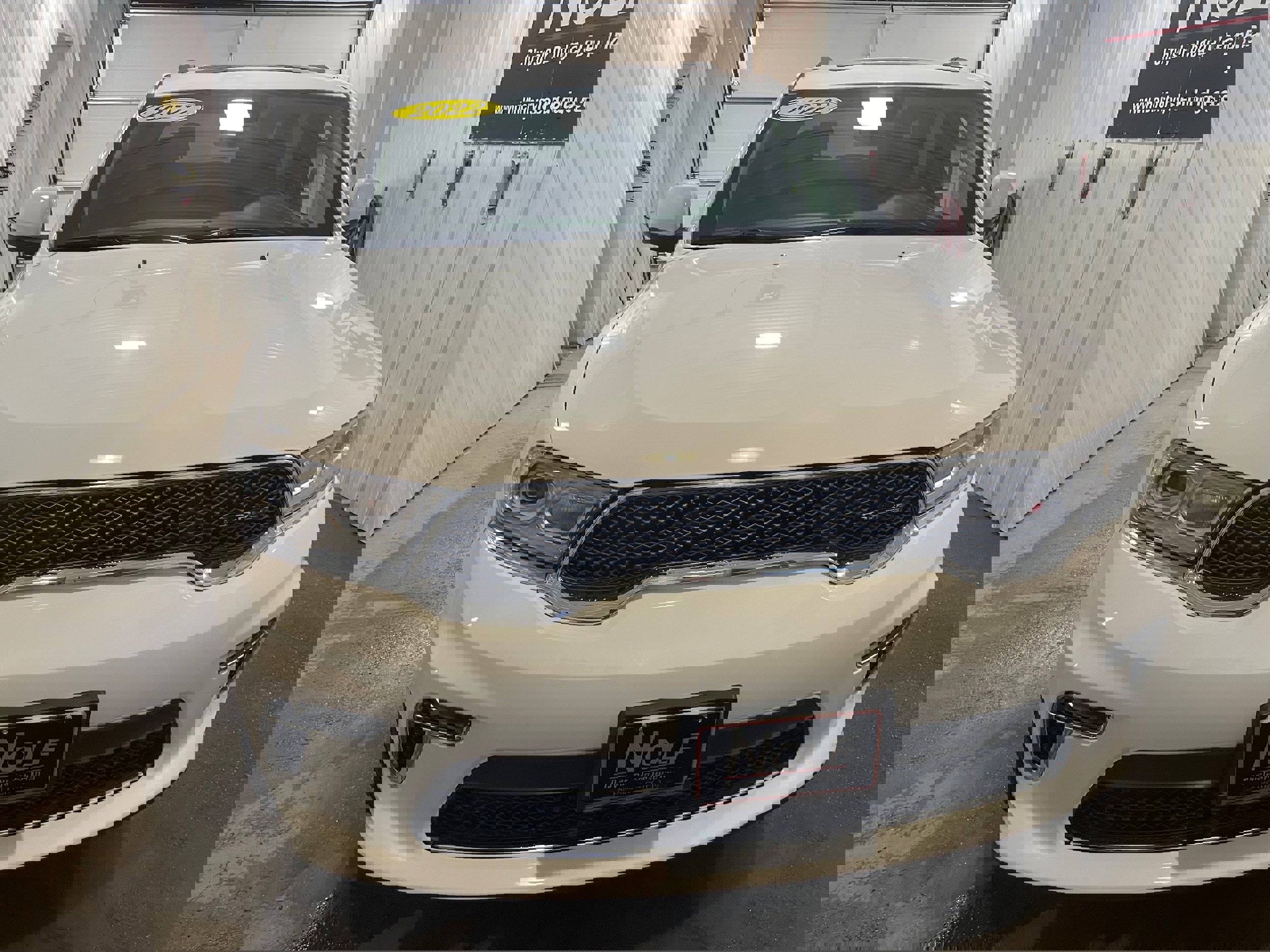 Used 2022 Dodge Durango SXT image 3