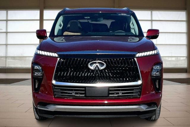Certified 2025 INFINITI QX80 Sensory image 3