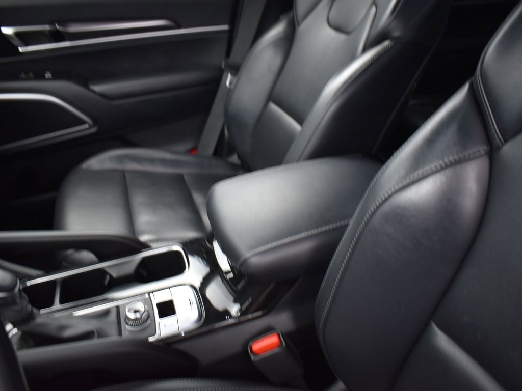 Certified 2025 Kia Telluride S image 14